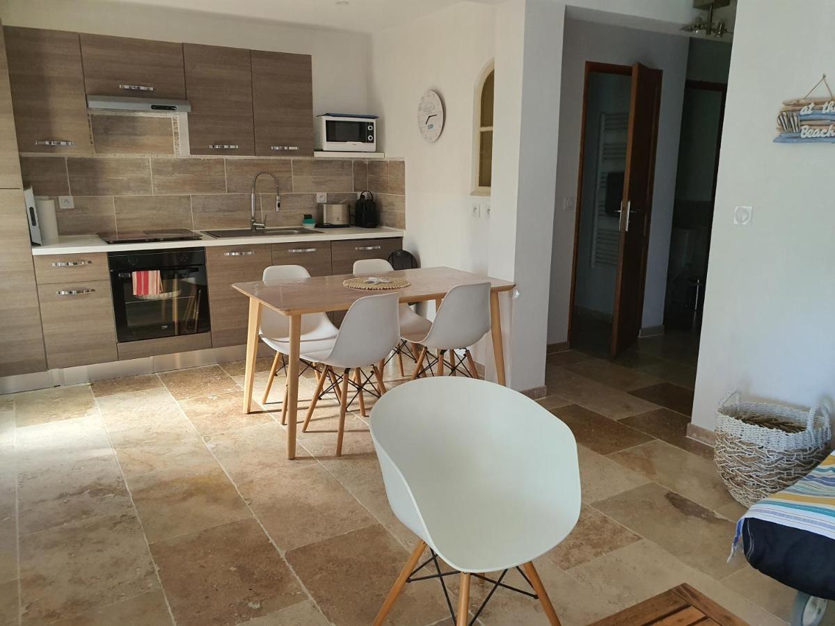 Villa Reva Appartement Ле Исамбр Екстериор снимка